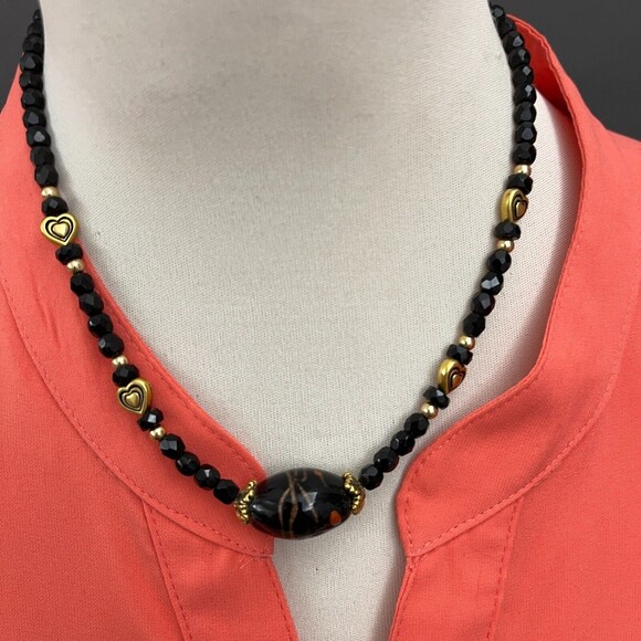 Black Glass Beads Beaded Gold-tone Women's Fashion Necklace NWOT - Picture 2 of 3